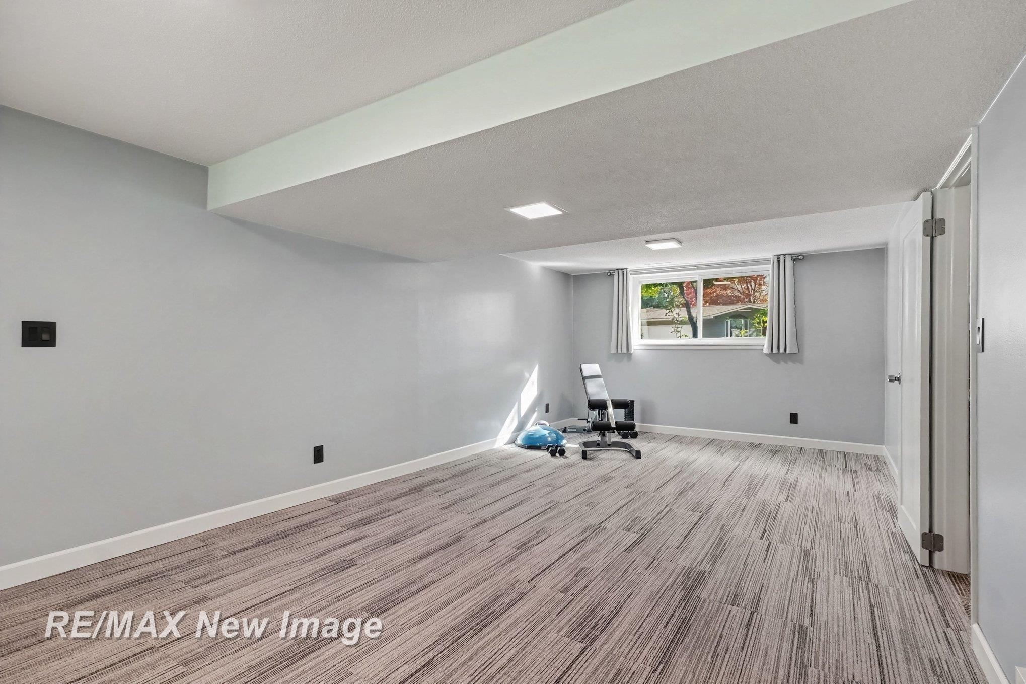413 Hollybrook Drive