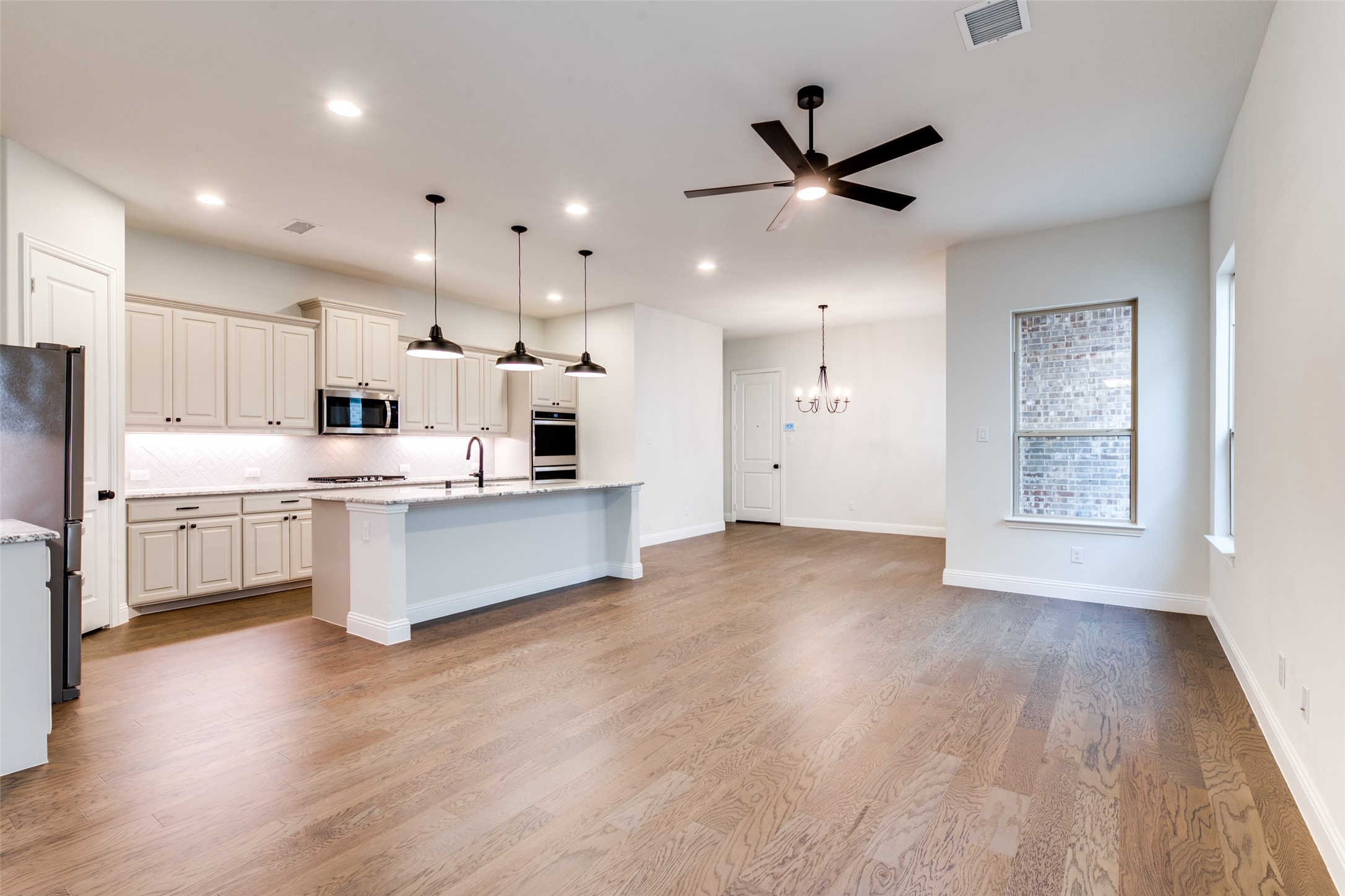 7620 Regal Lane