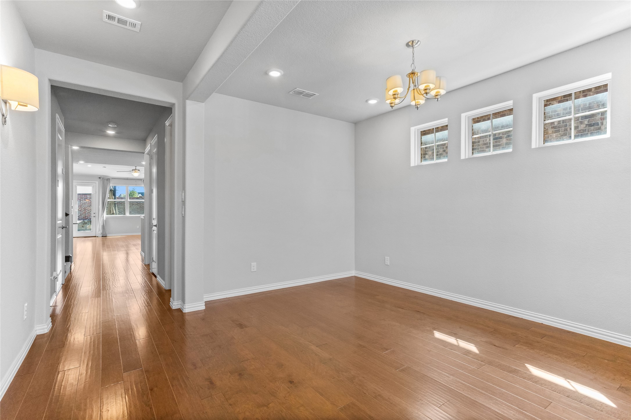 1940 Rayburn Court