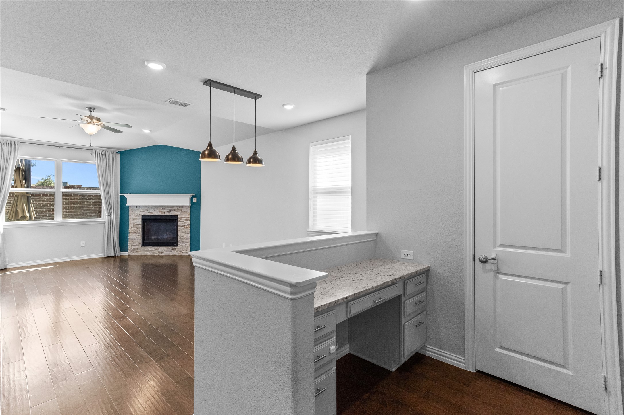 1940 Rayburn Court