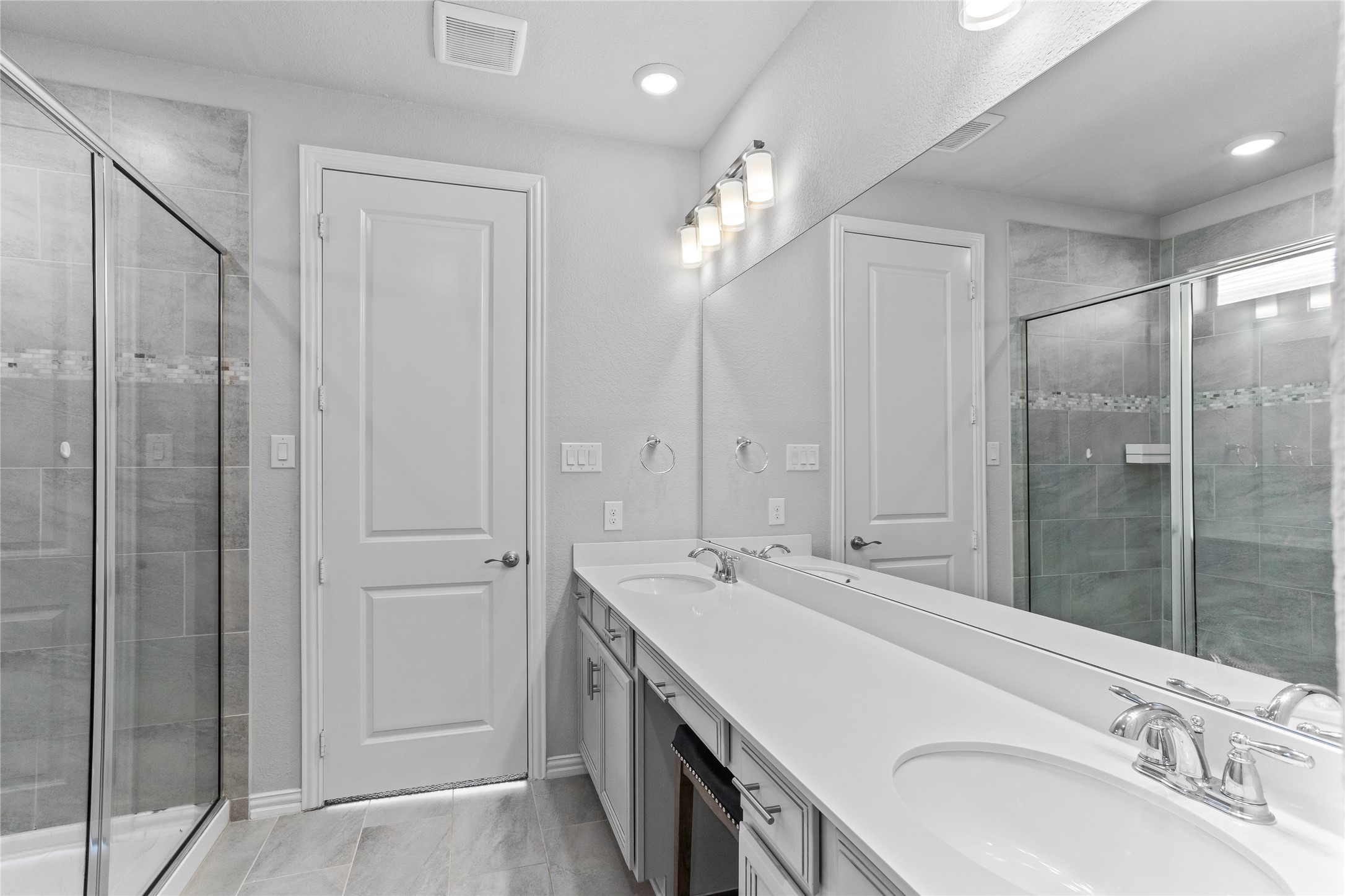 1940 Rayburn Court