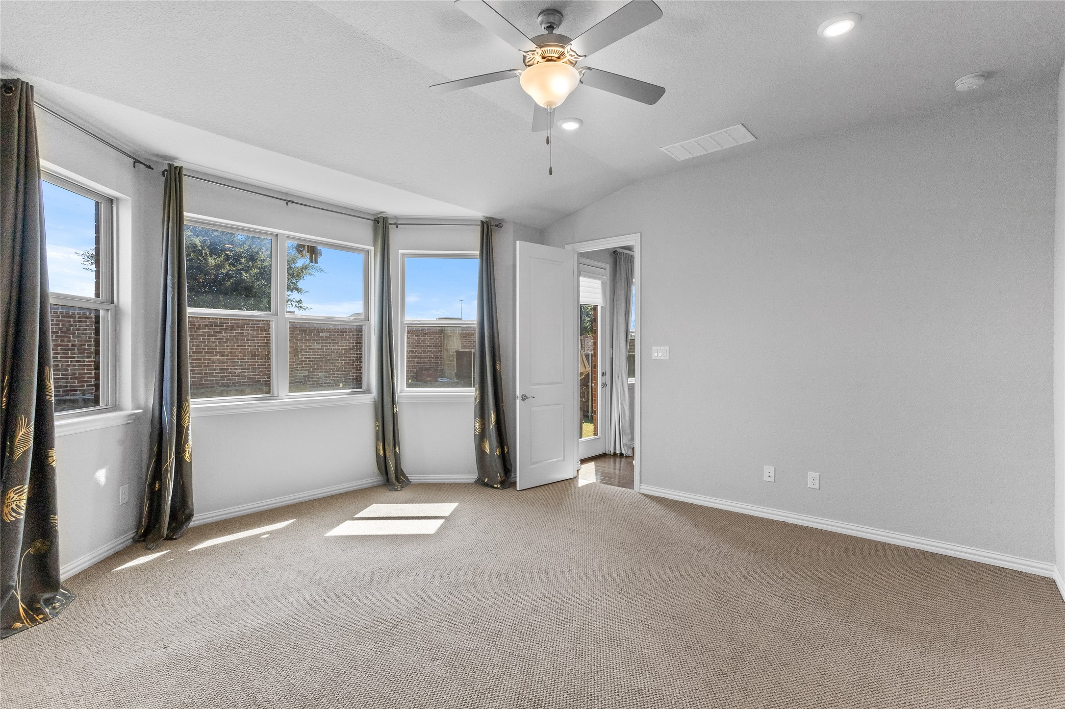 1940 Rayburn Court