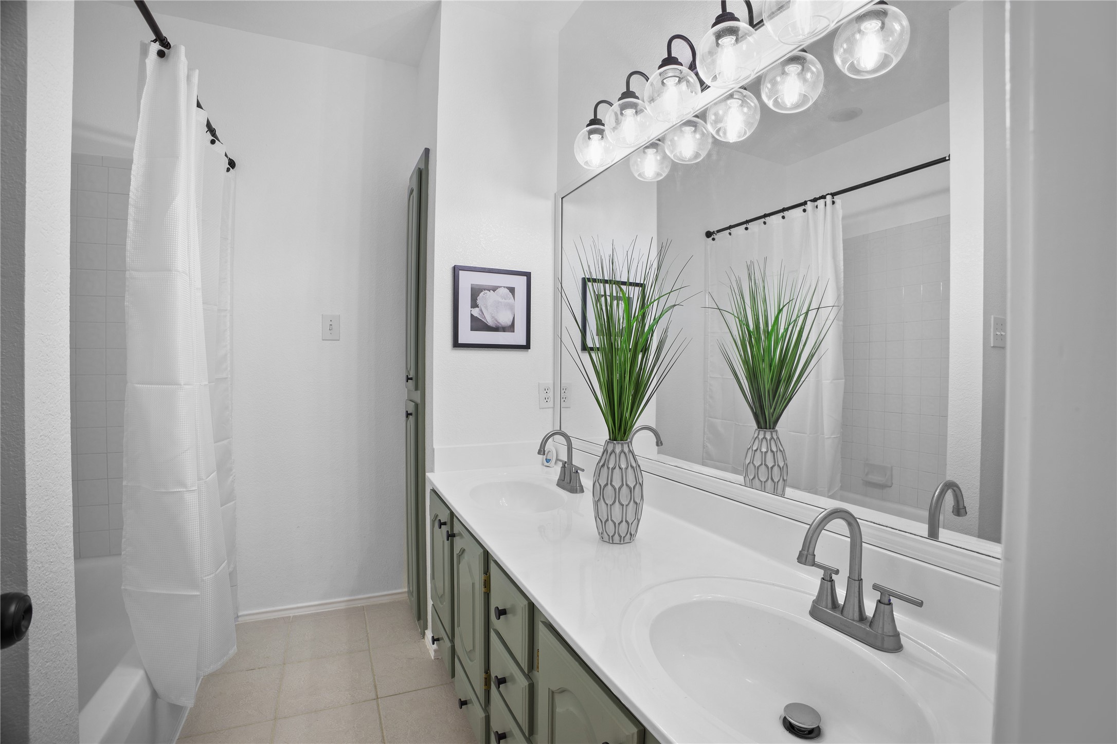 4321 Boca Raton Drive