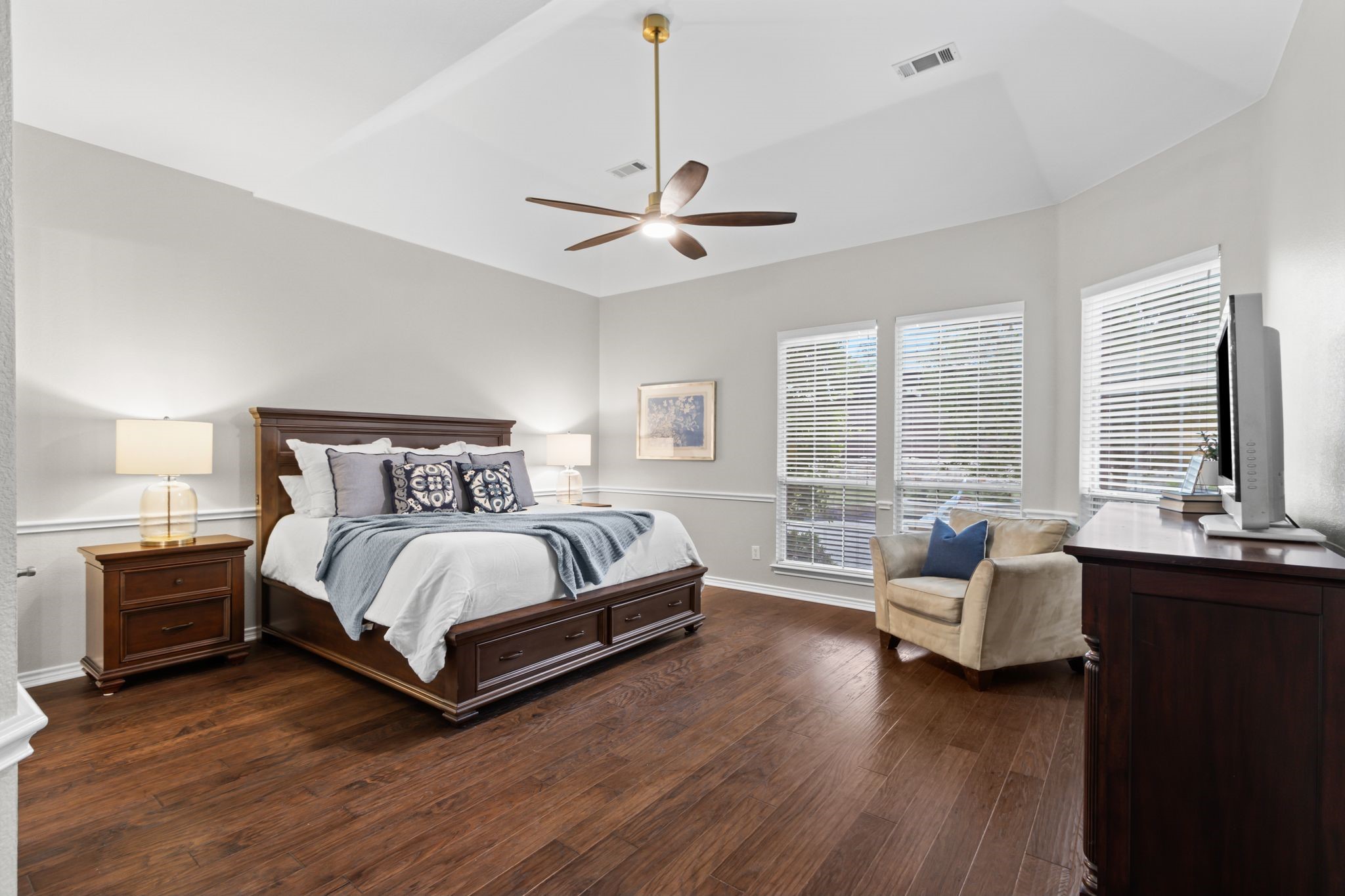 3407 Sherwood Lane