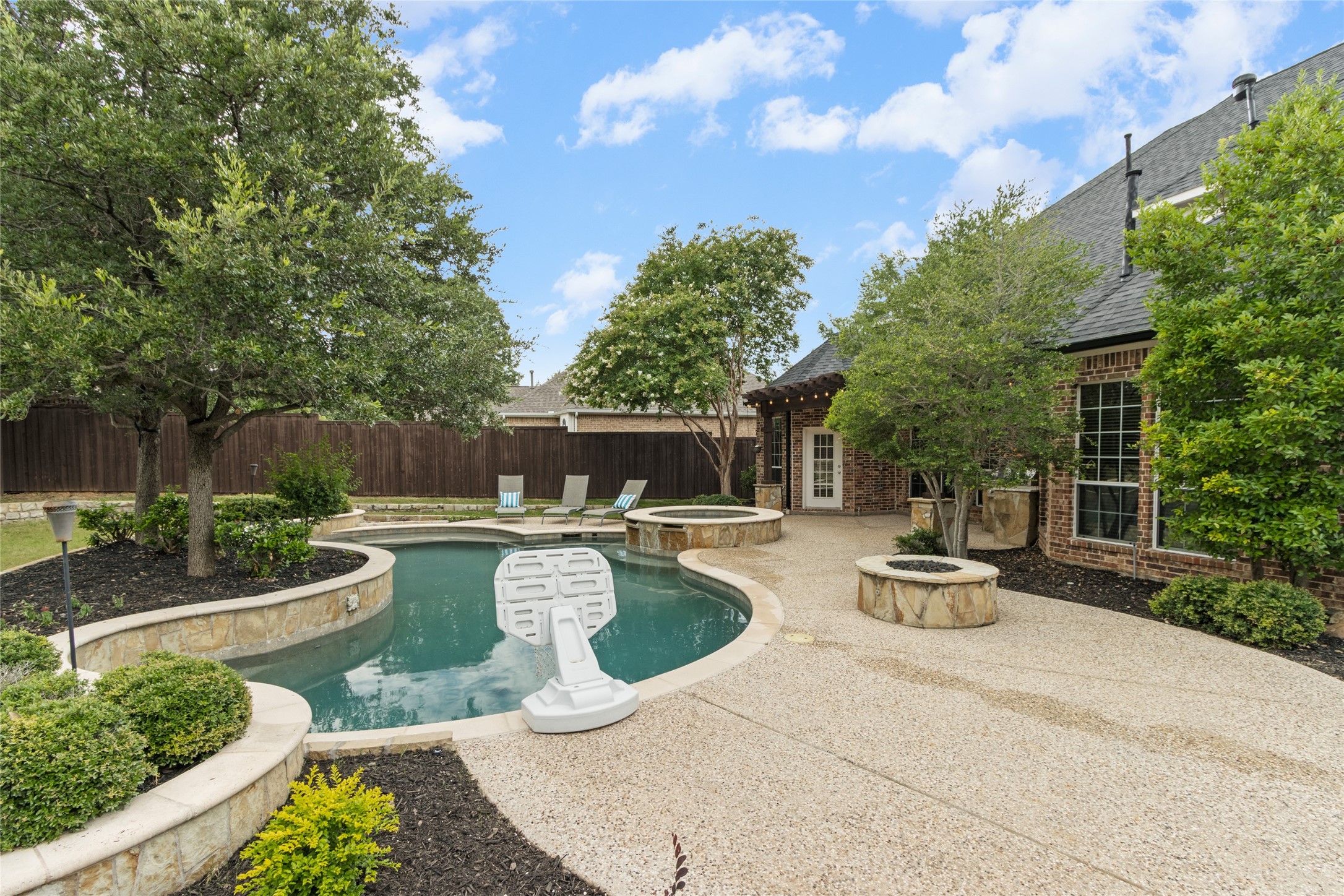 3407 Sherwood Lane
