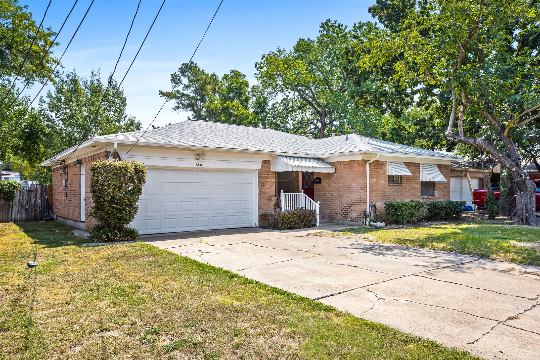 1330 N Rogers Road