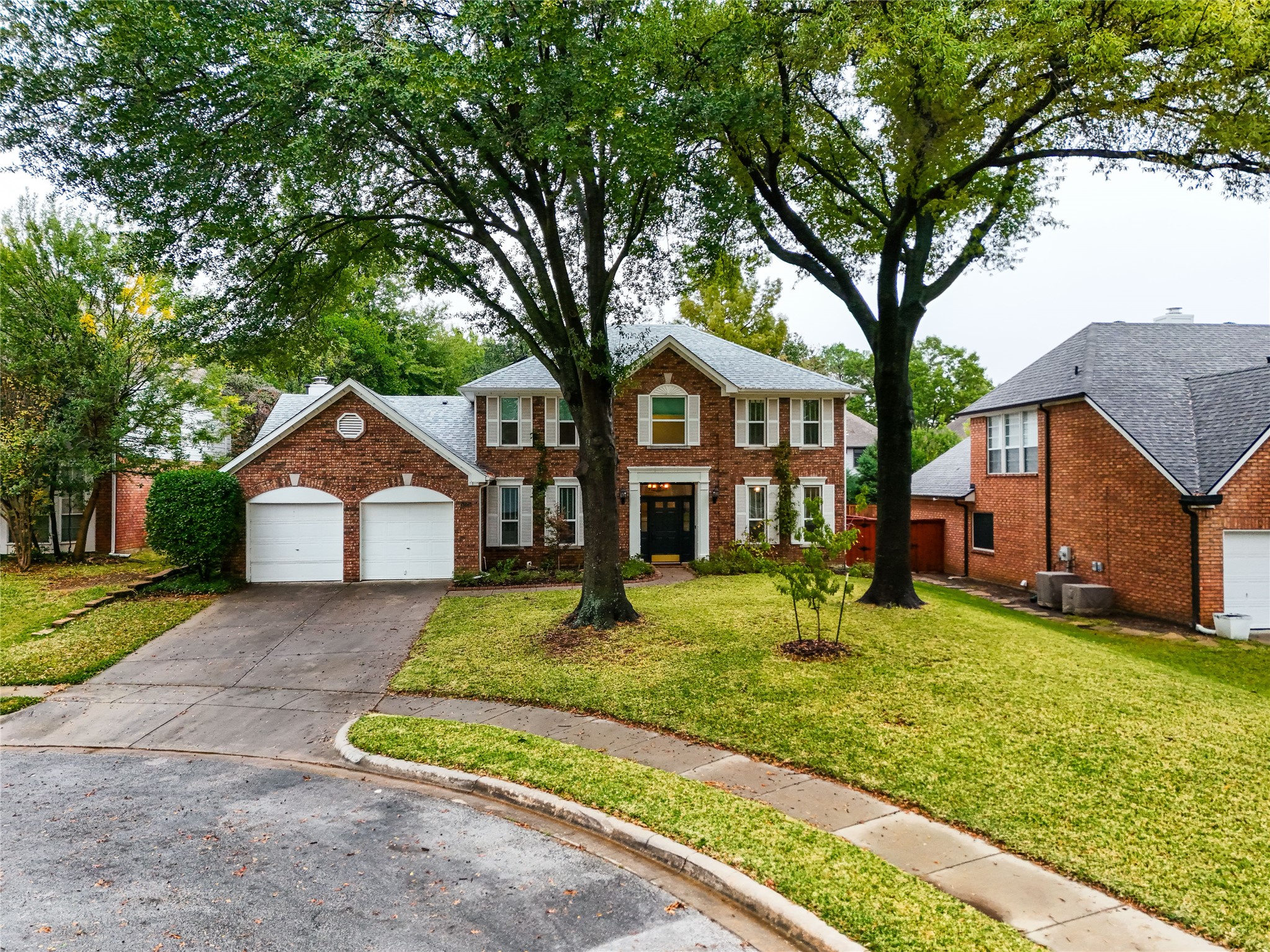 5325 Cambridge Court