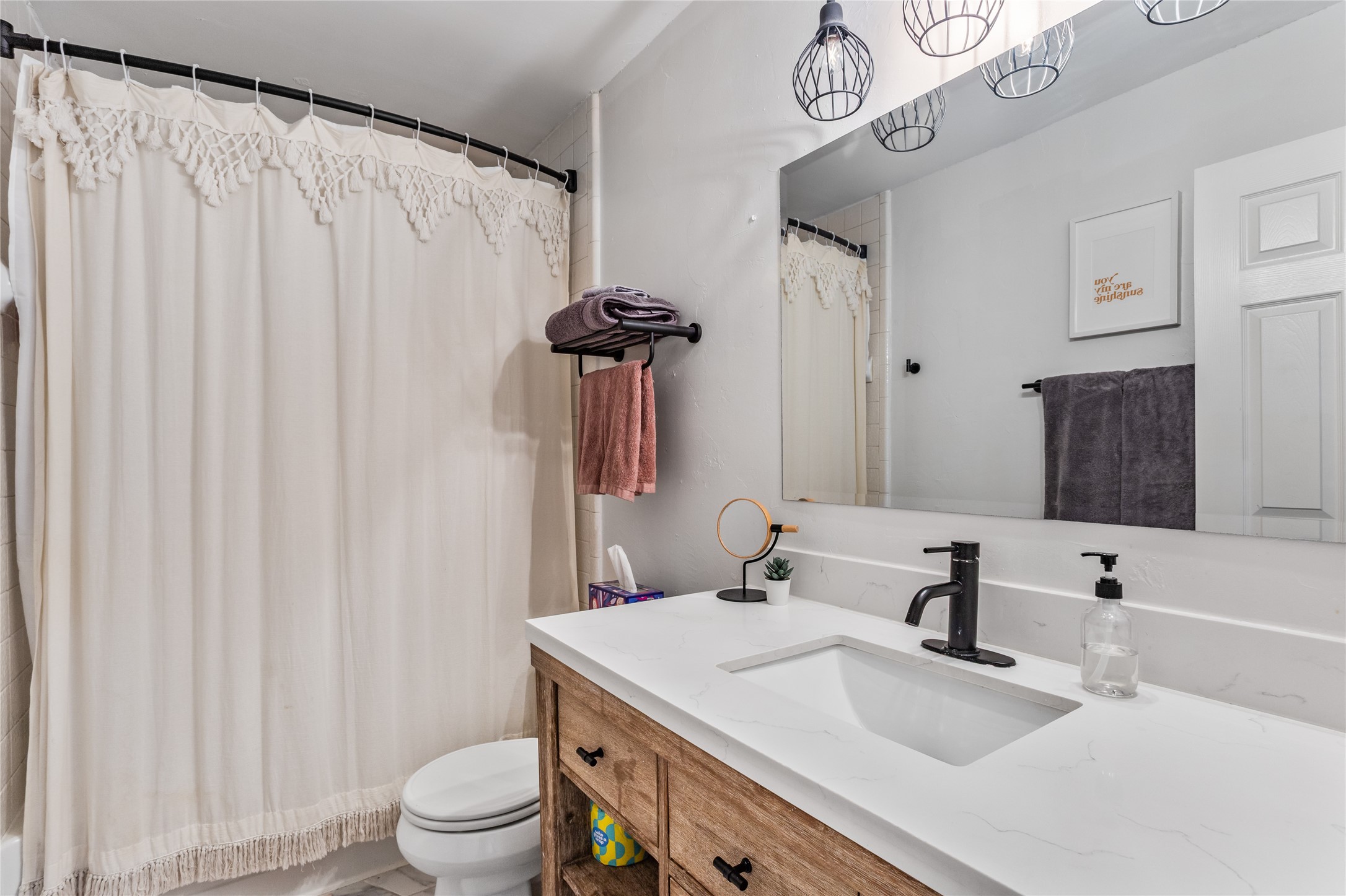 5325 Cambridge Court