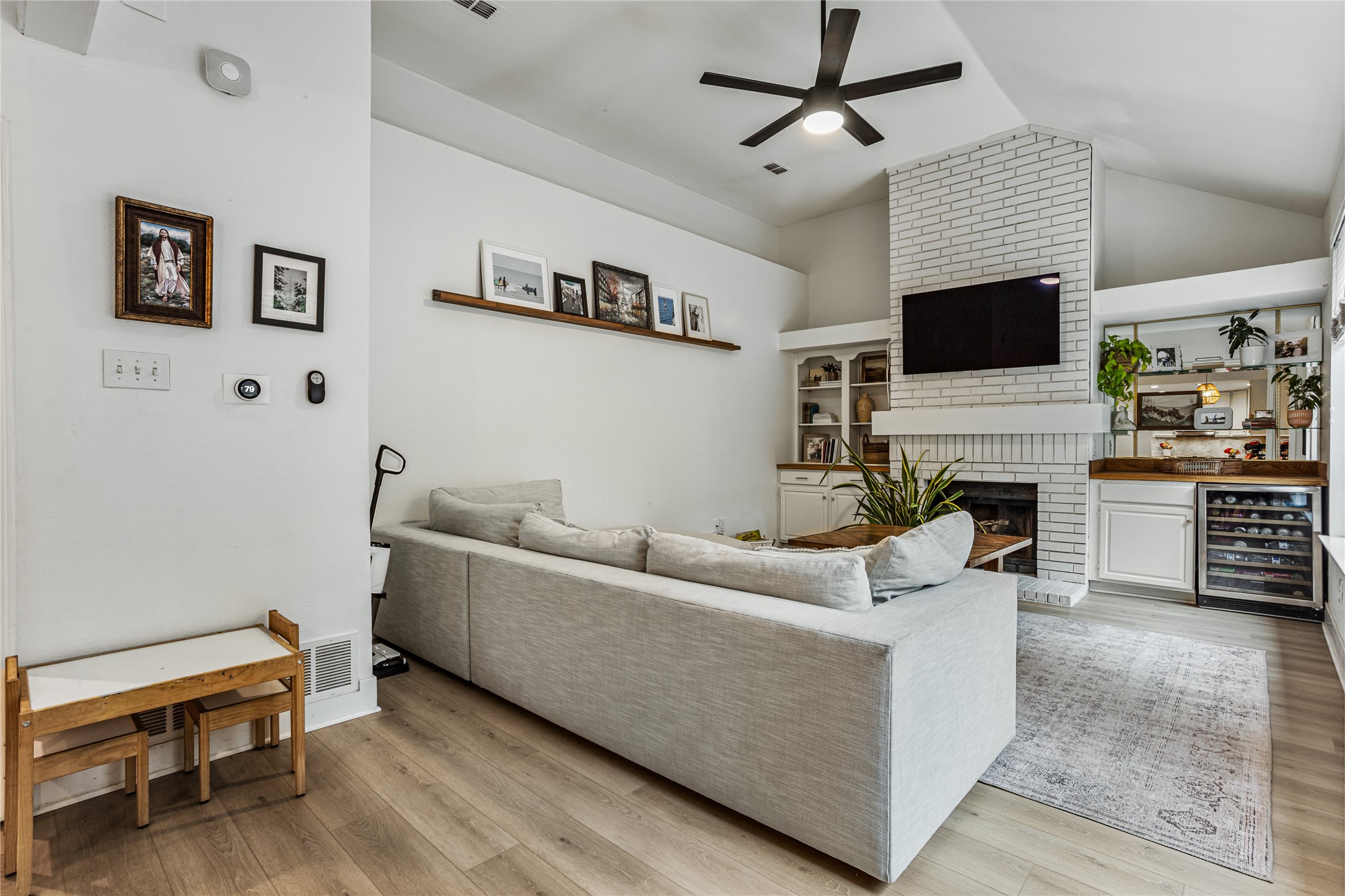 5325 Cambridge Court