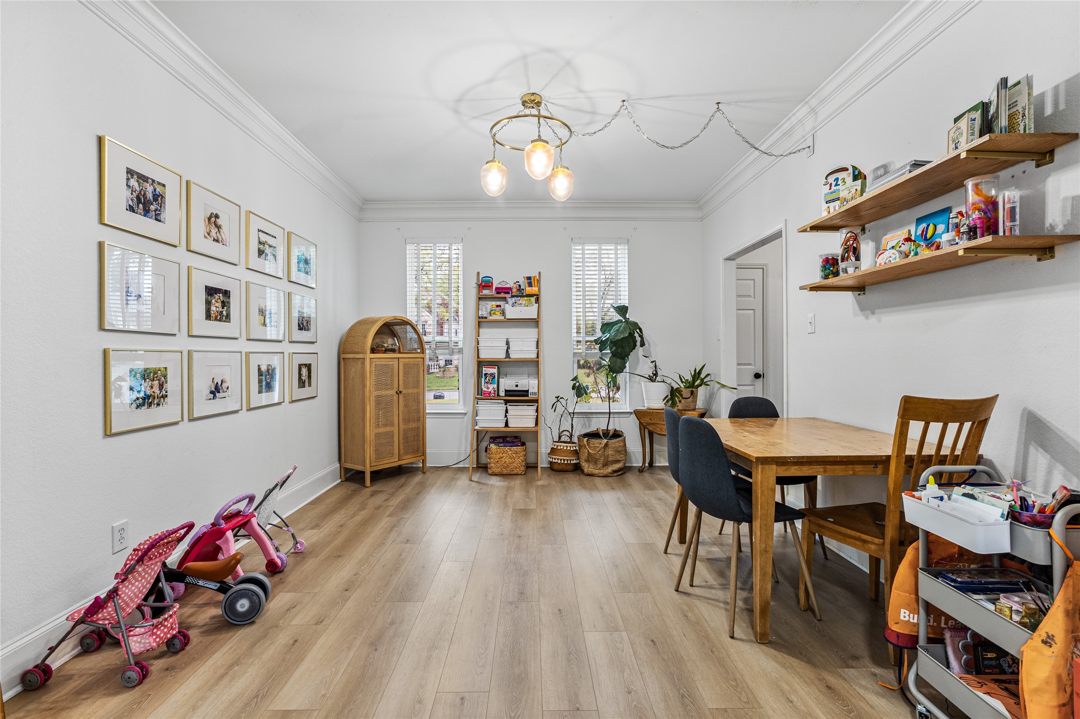 5325 Cambridge Court