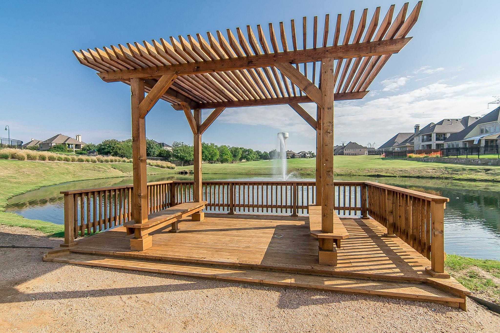 2609 Queen Elizabeth Boulevard