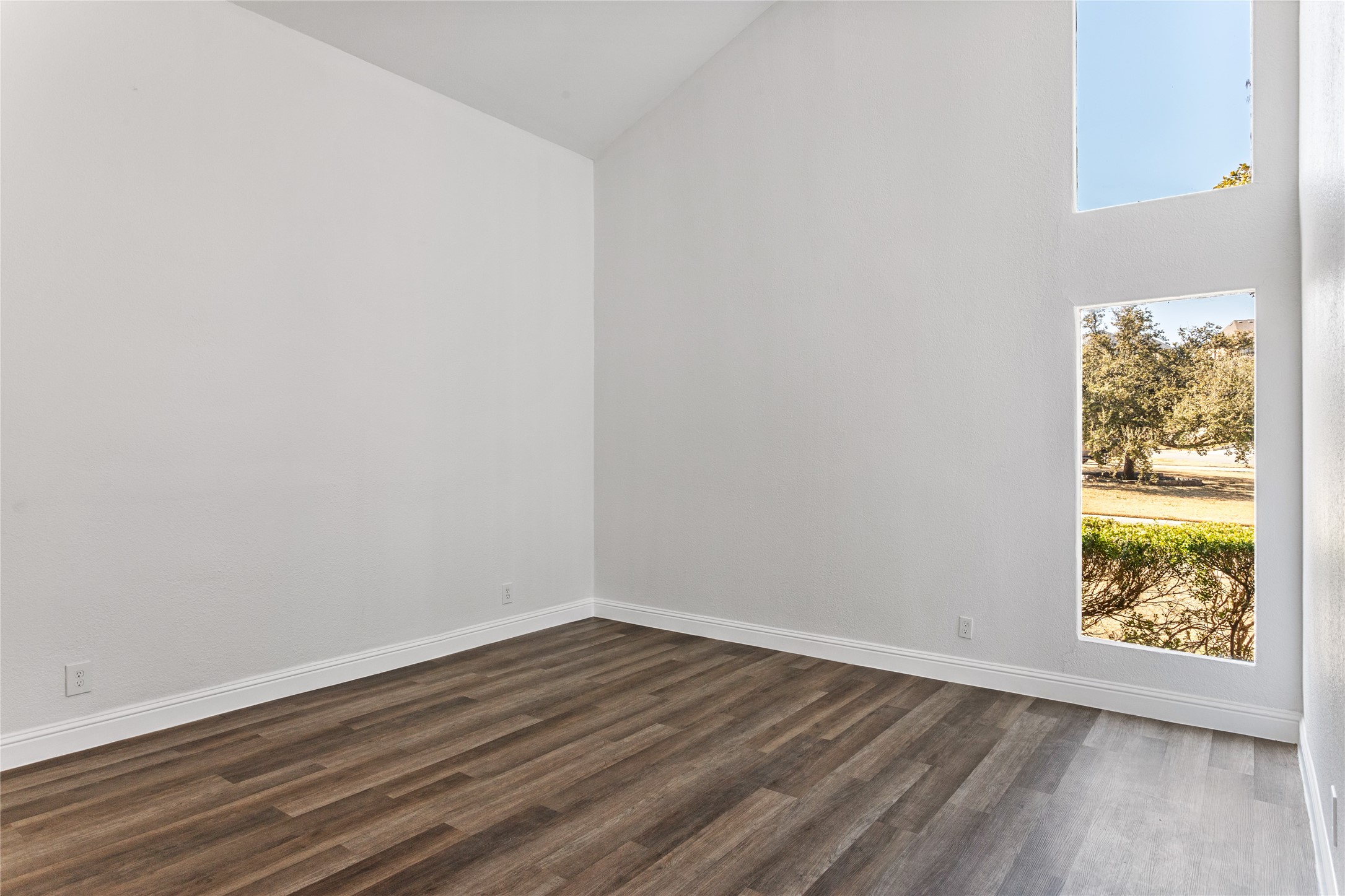 3210 Coronado Street