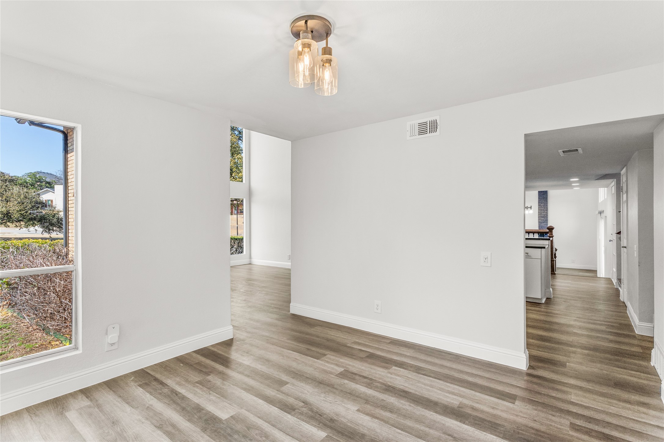 3210 Coronado Street