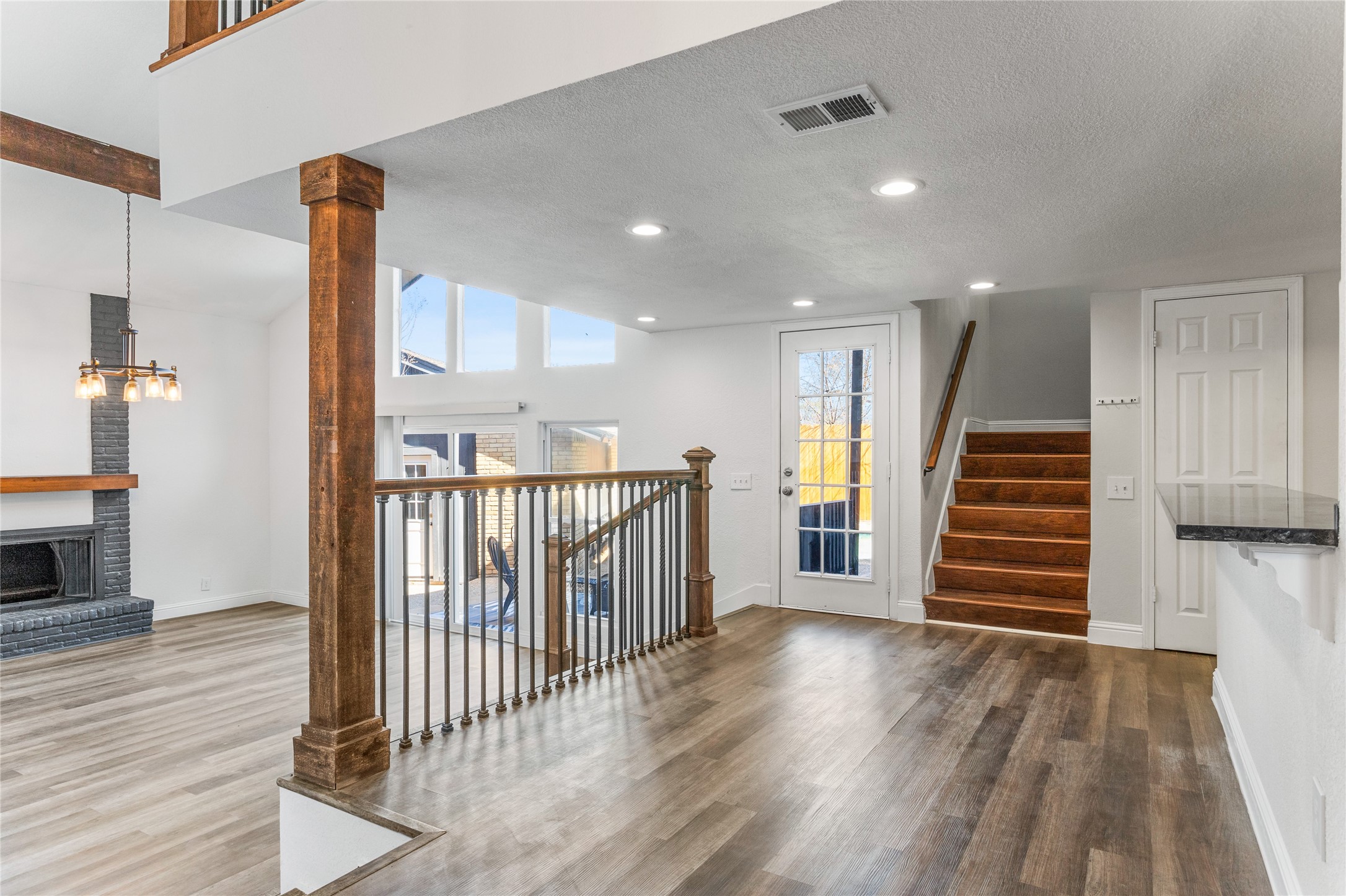 3210 Coronado Street