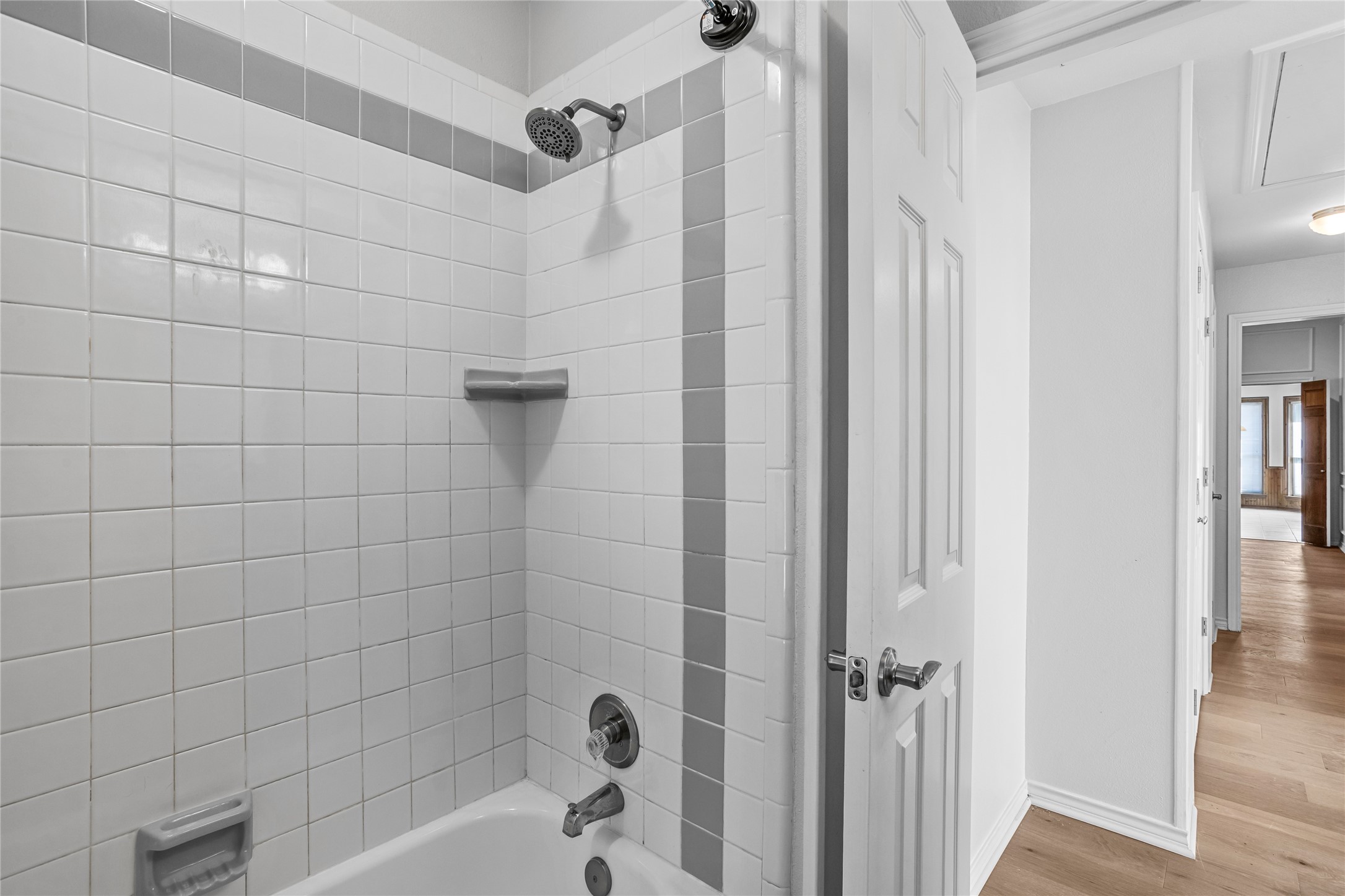 2942 Woodland Hills Drive