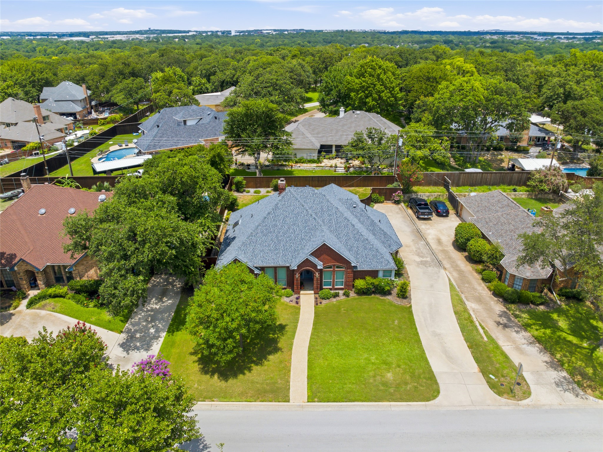 2942 Woodland Hills Drive