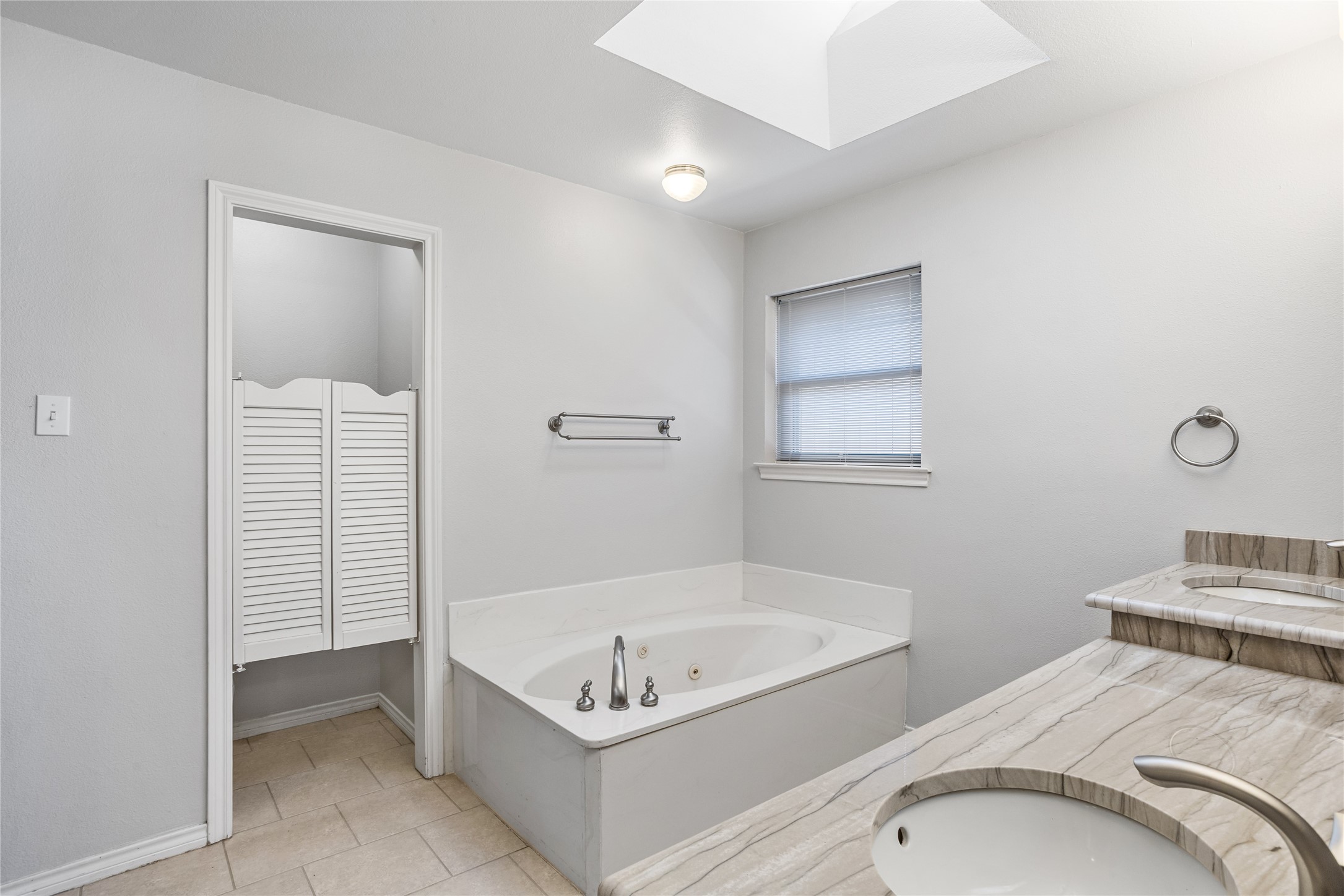 2942 Woodland Hills Drive