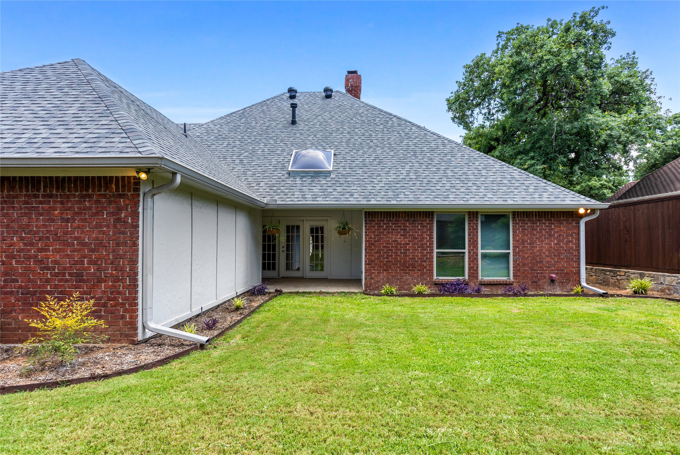 2942 Woodland Hills Drive