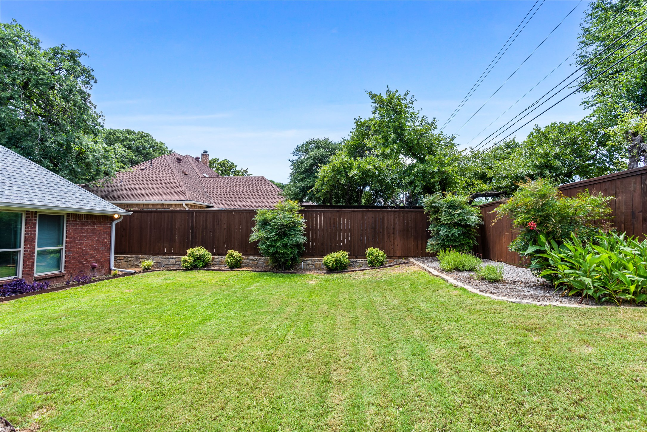 2942 Woodland Hills Drive