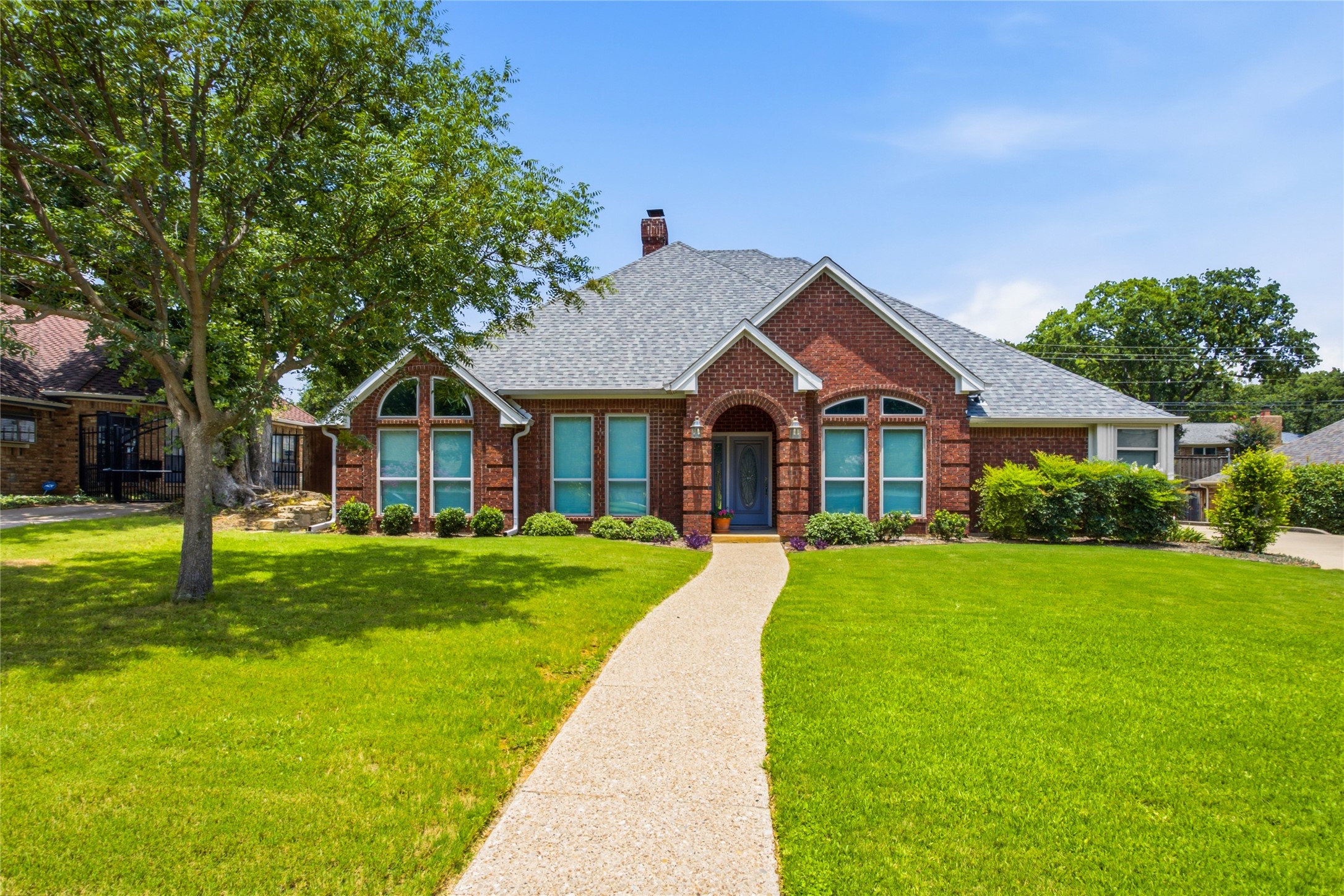 2942 Woodland Hills Drive