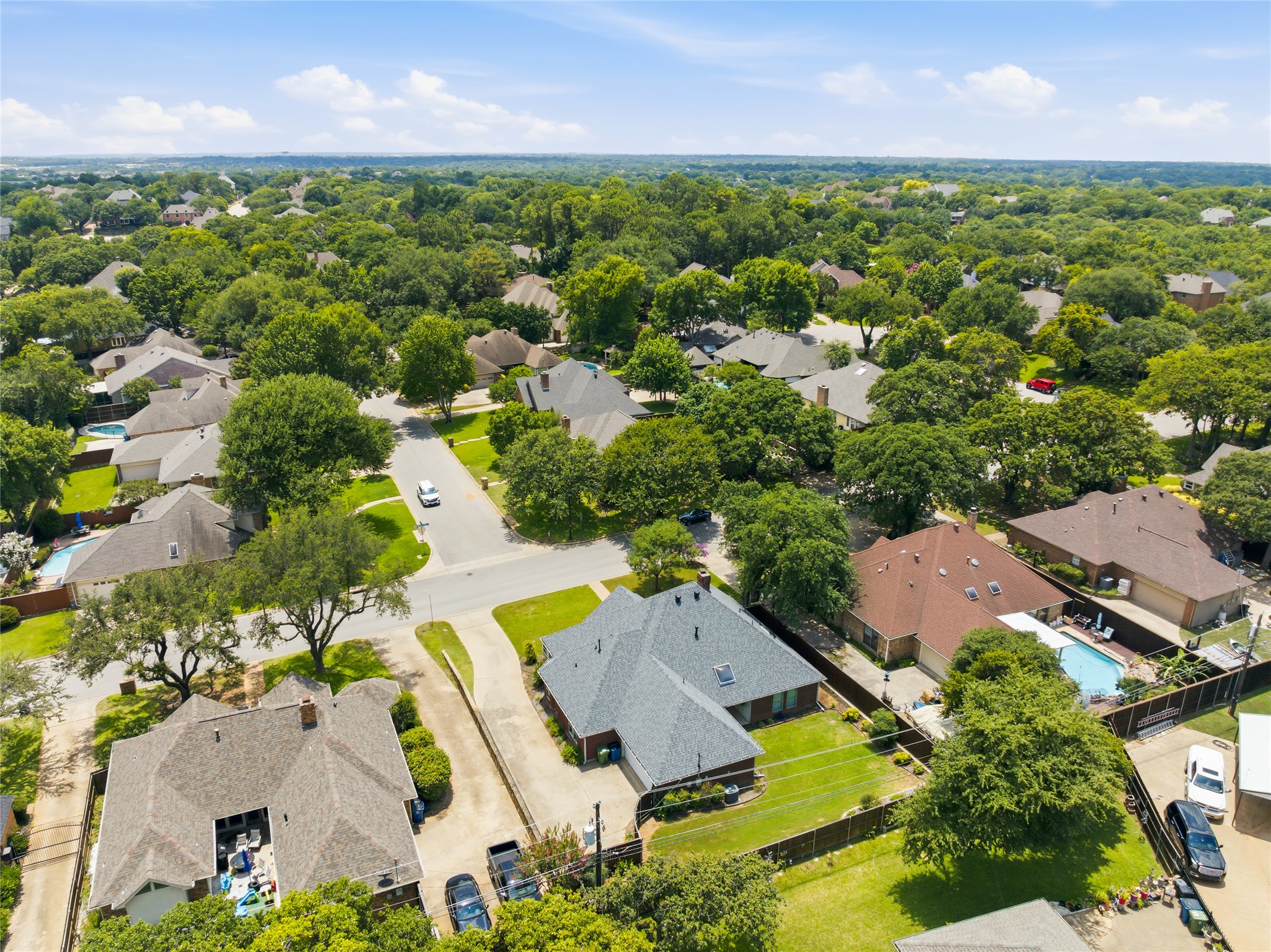 2942 Woodland Hills Drive
