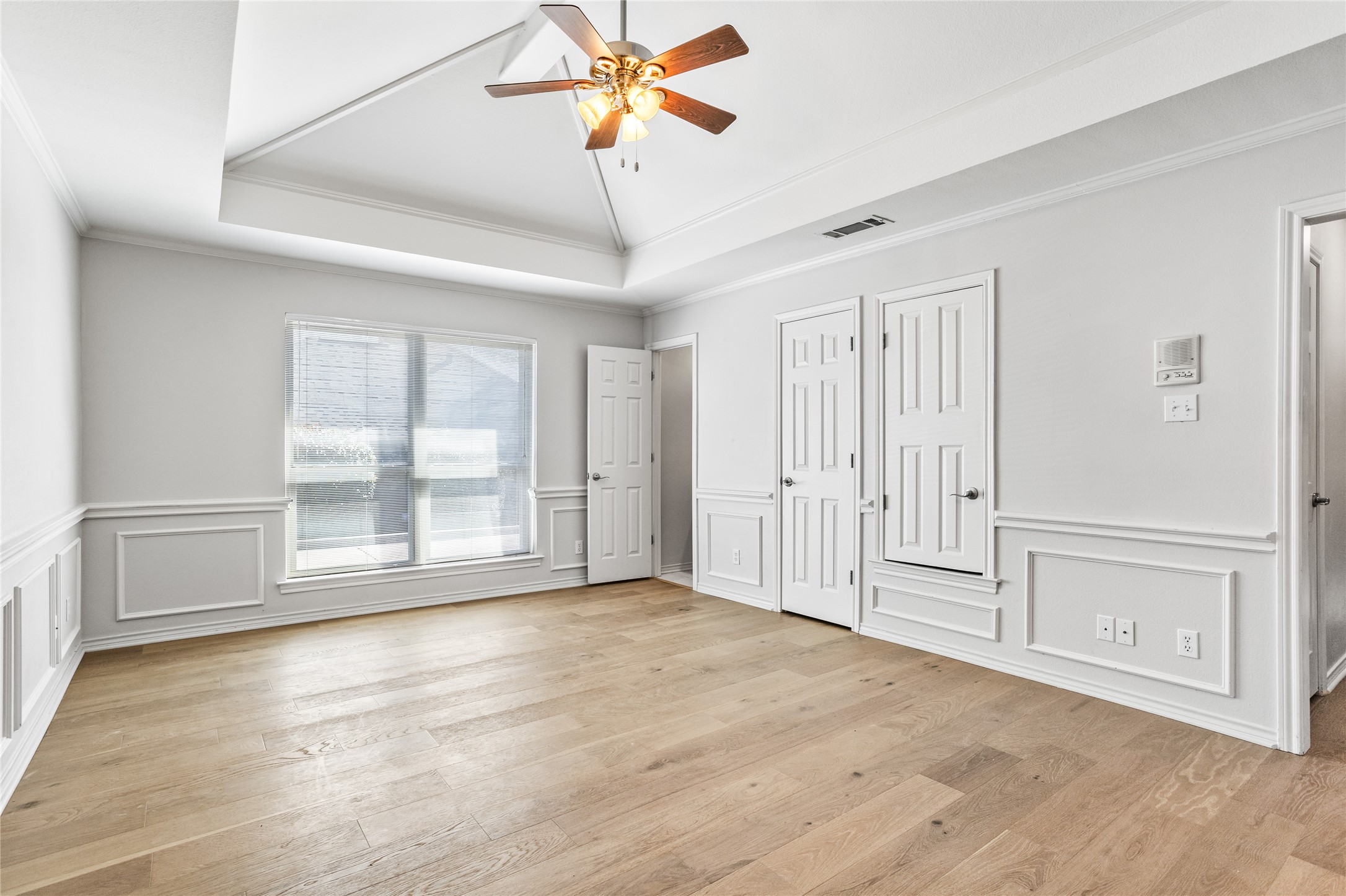 2942 Woodland Hills Drive