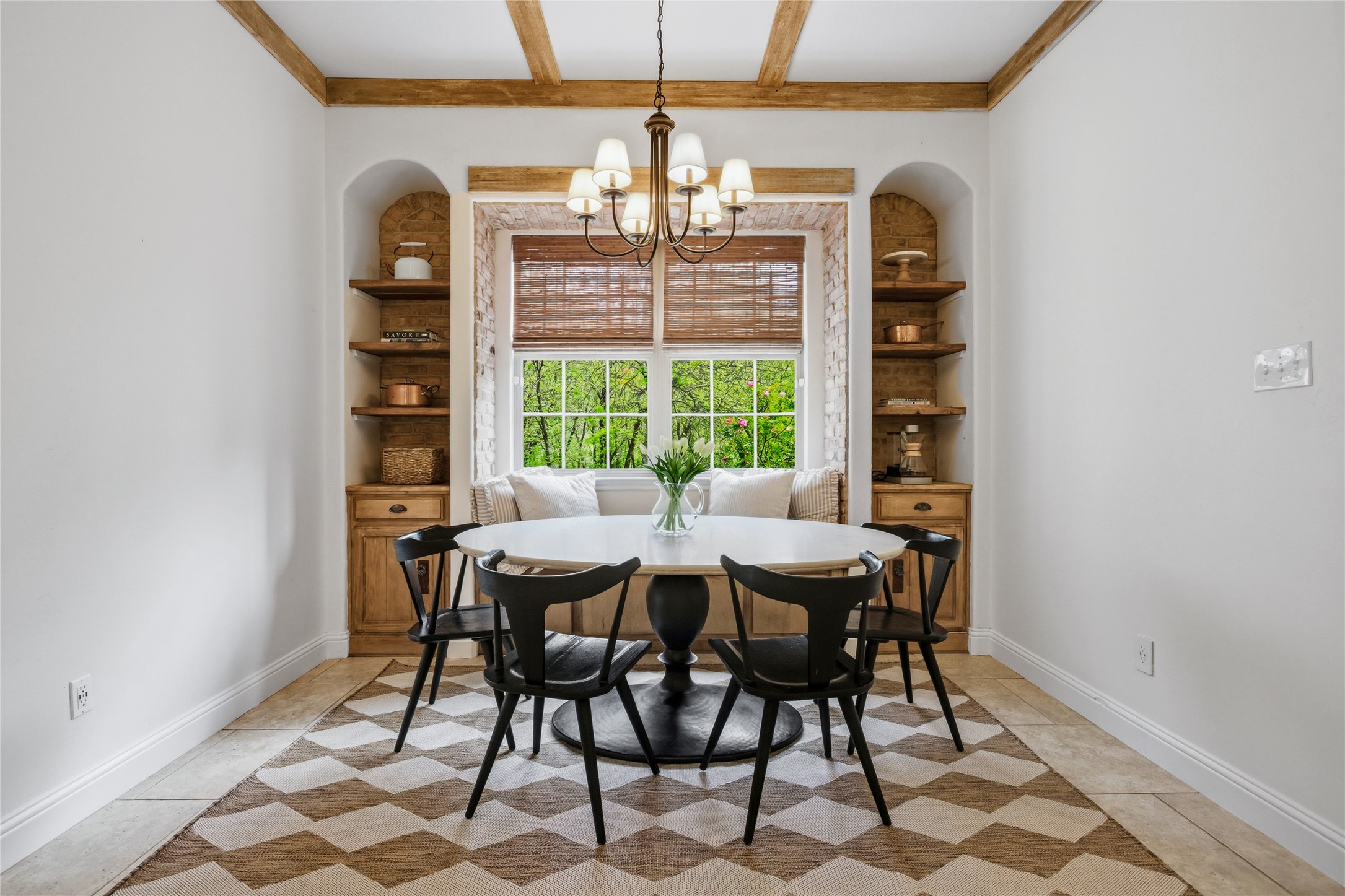 1833 Southpark Drive