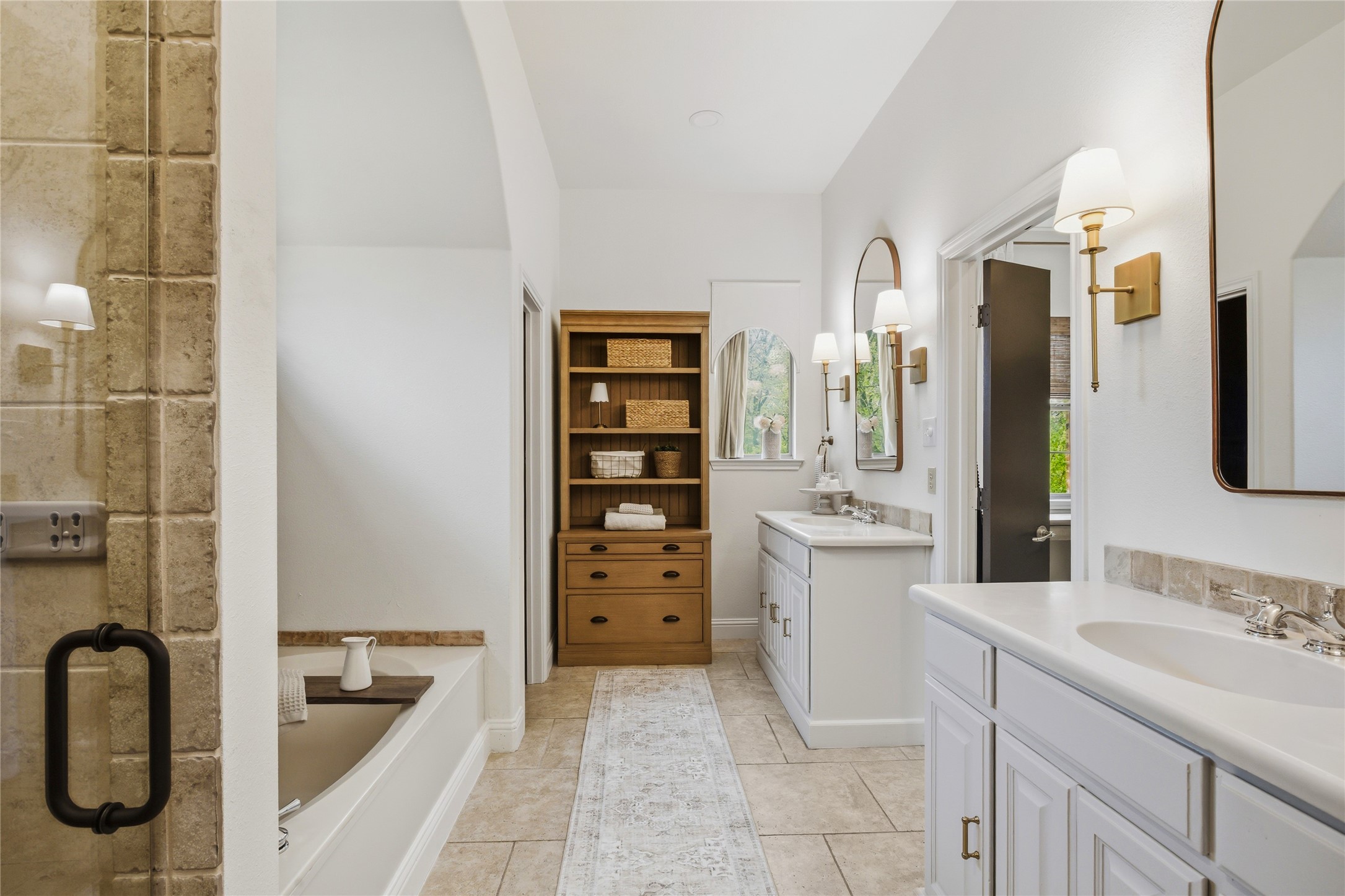 1833 Southpark Drive