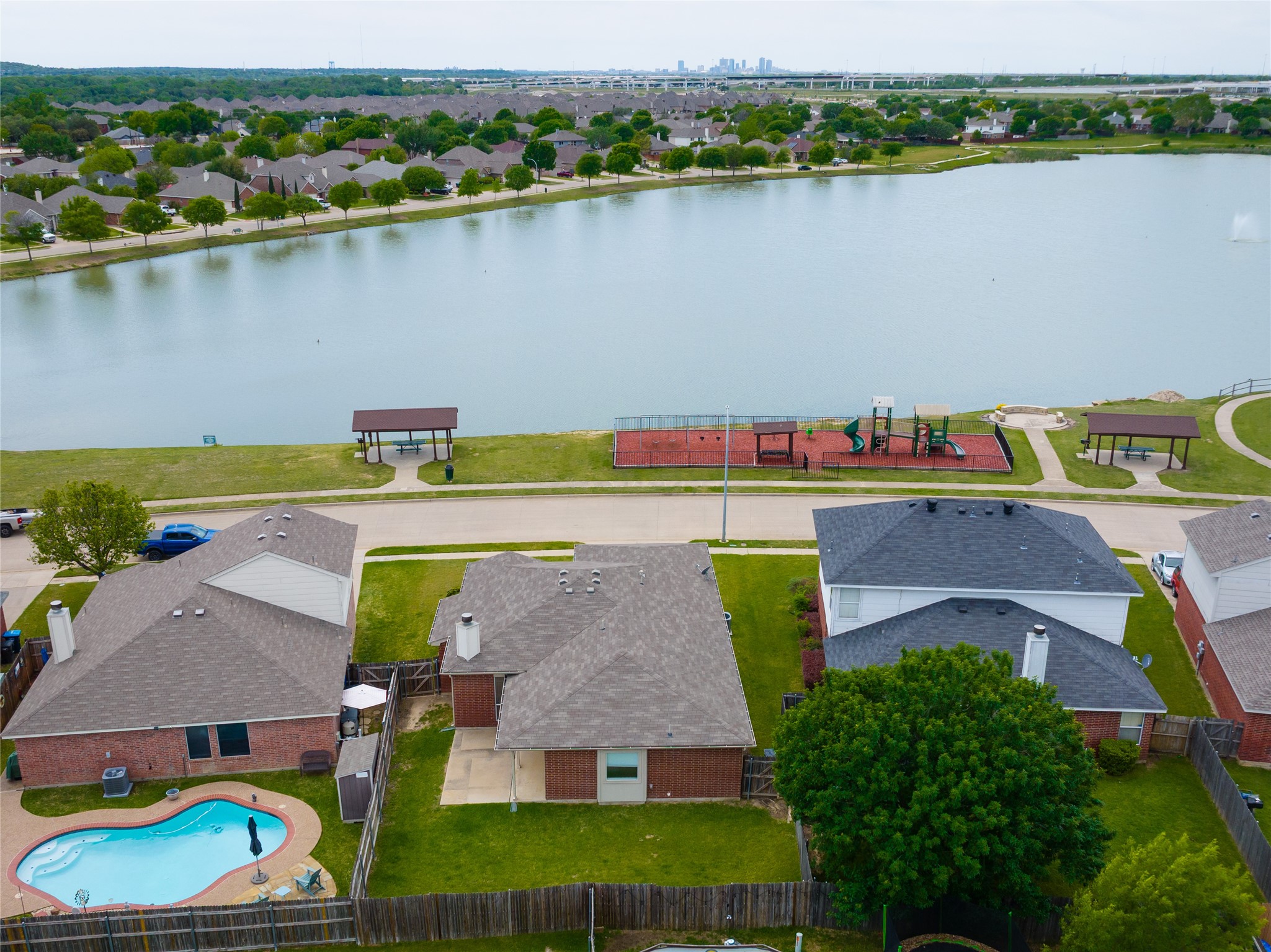 3224 Shoreside Parkway