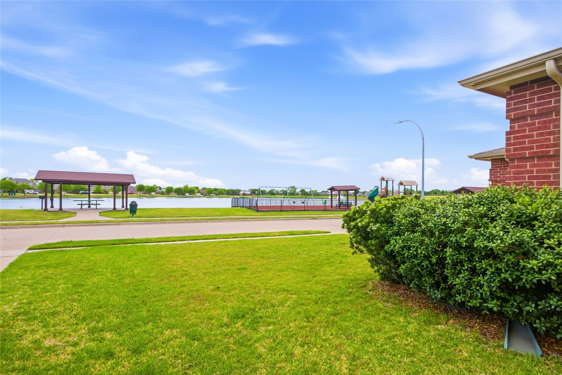 3224 Shoreside Parkway