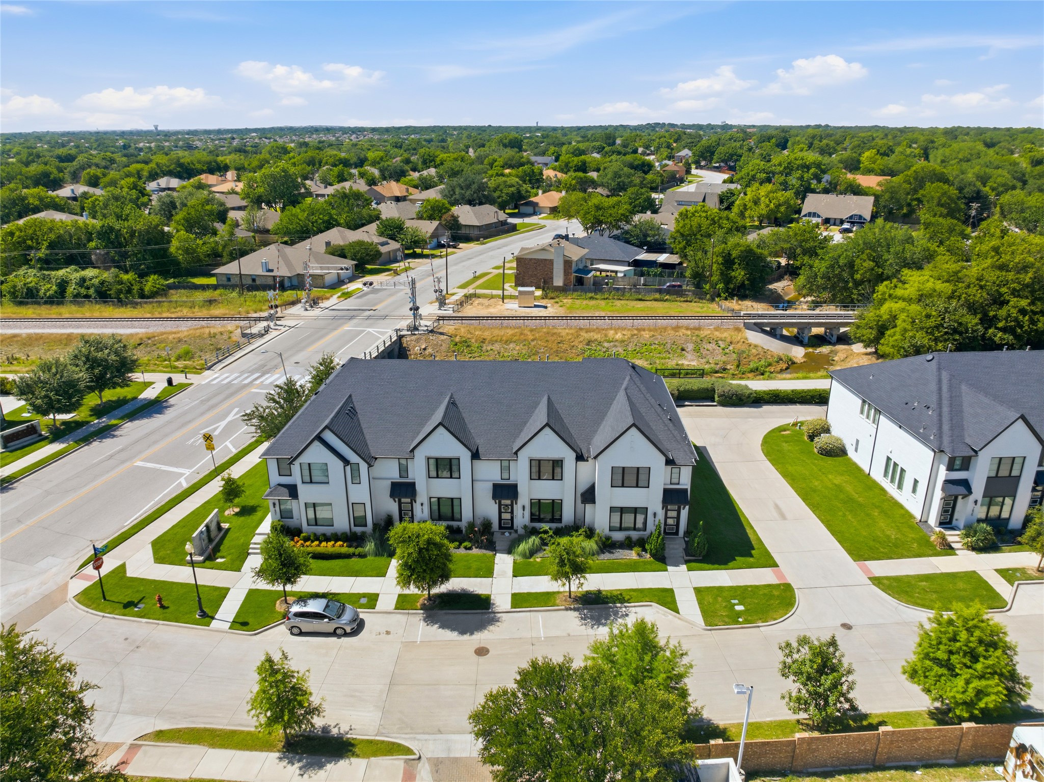 7613 Reis Lane