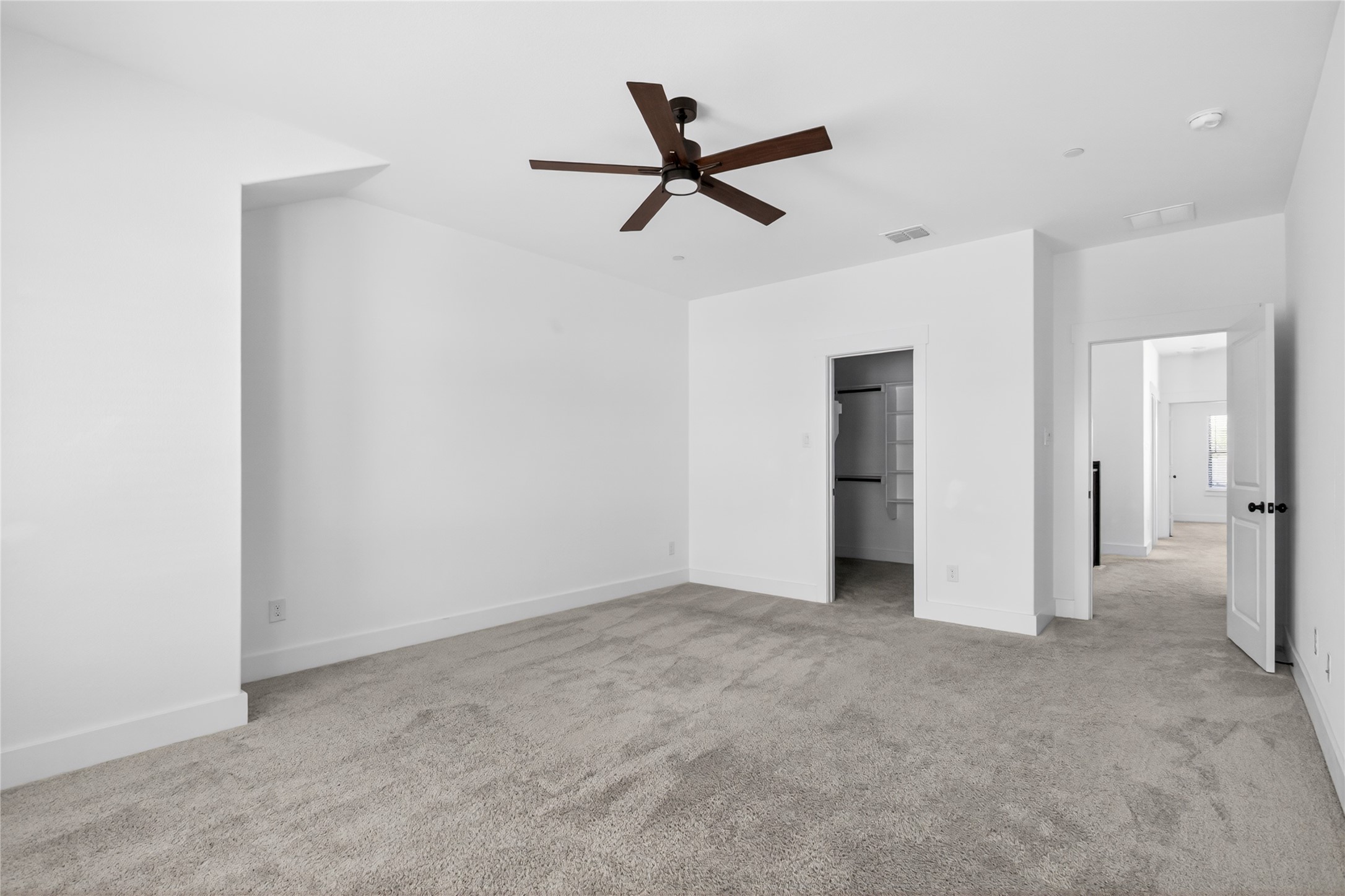 7613 Reis Lane