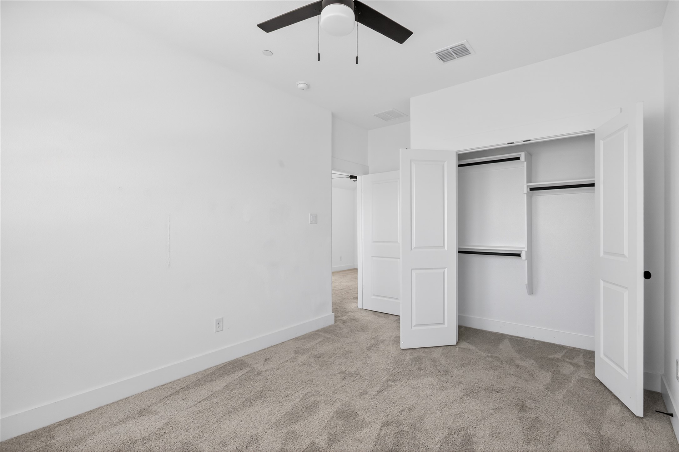 7613 Reis Lane