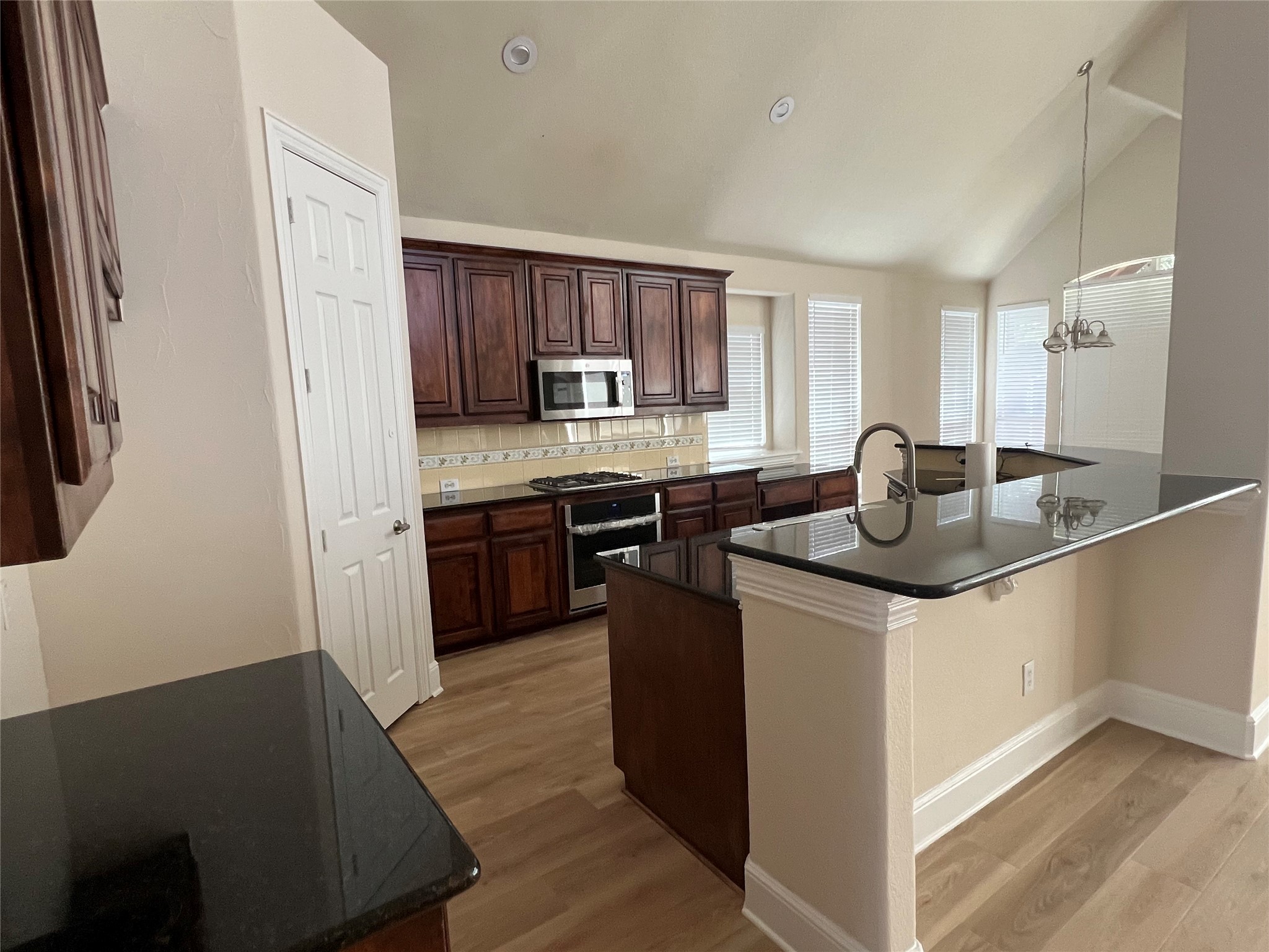 1228 Sandy Shore Road