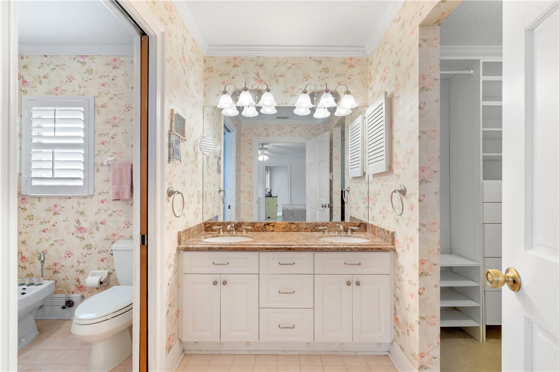 1065 Crescent Beach Road