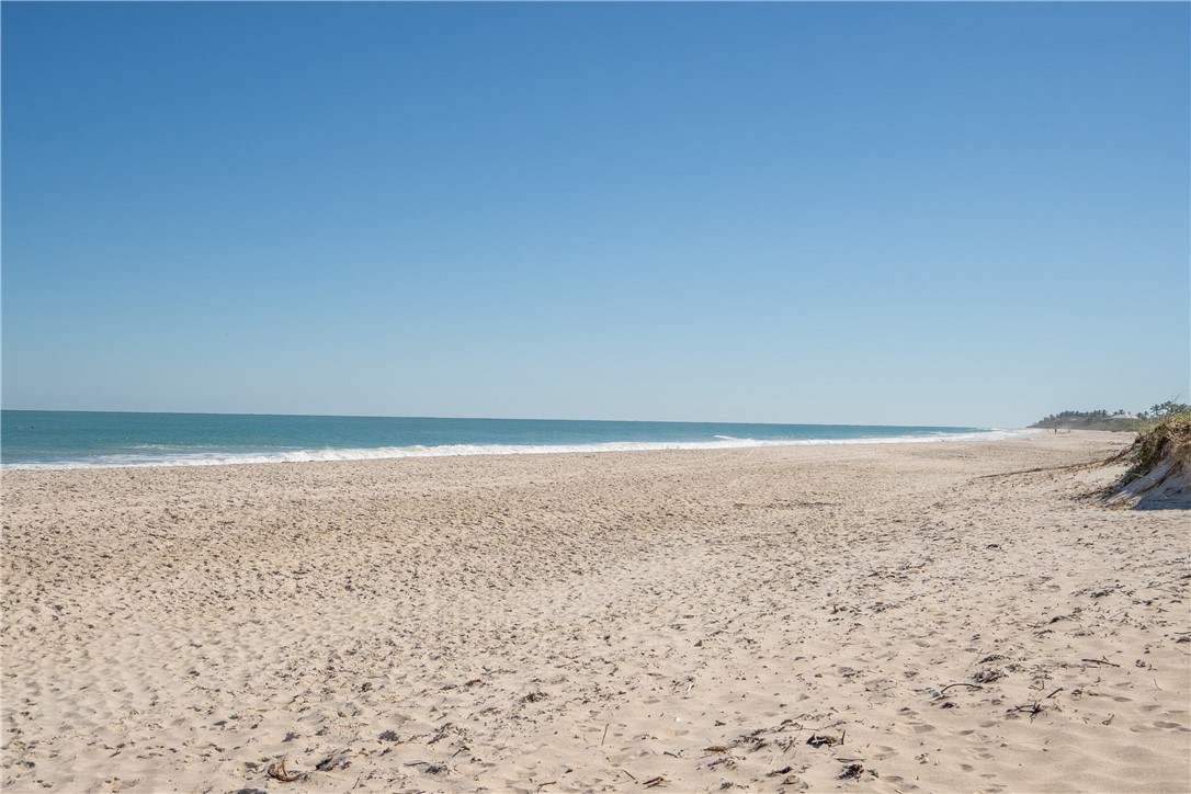 1065 Crescent Beach Road