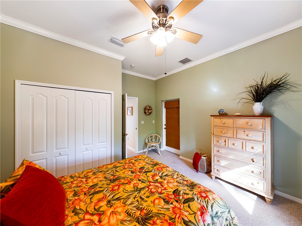 689 Brush Foot Drive