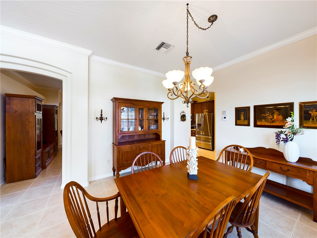 689 Brush Foot Drive