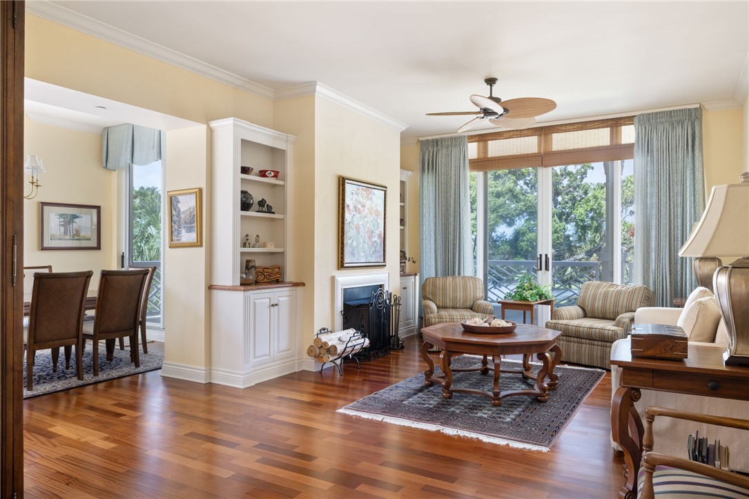 601 N Swim Club Drive 3A