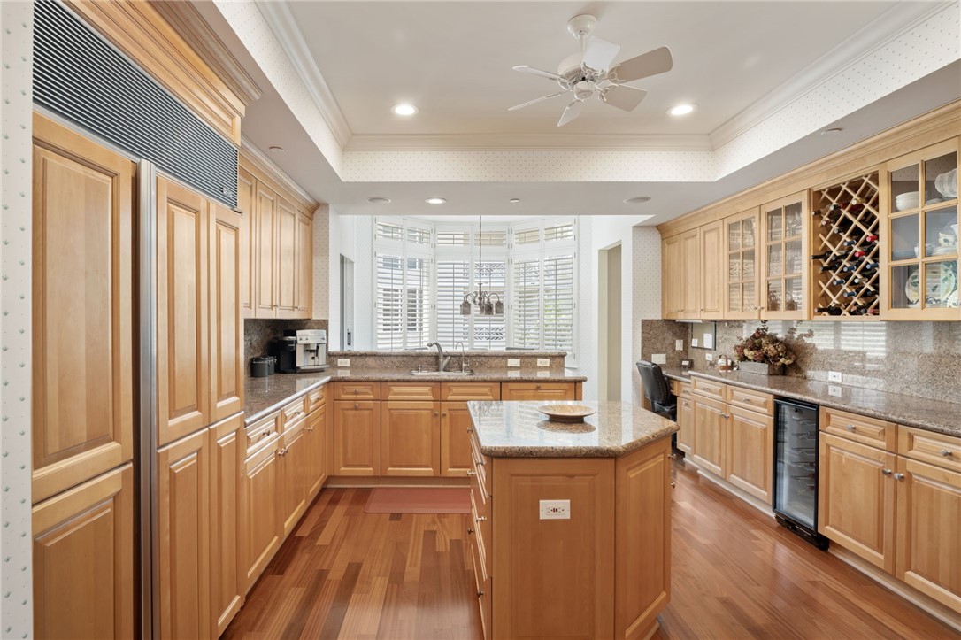 601 N Swim Club Drive 3A