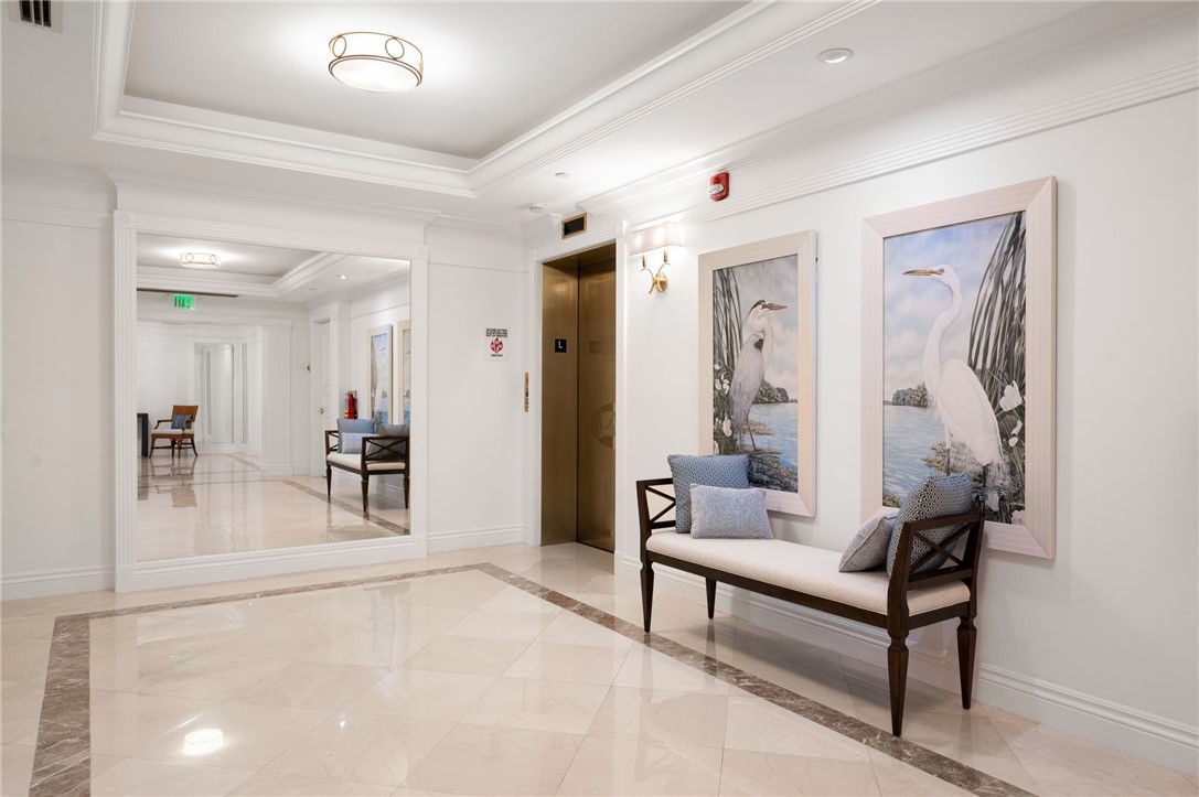 601 N Swim Club Drive 3A