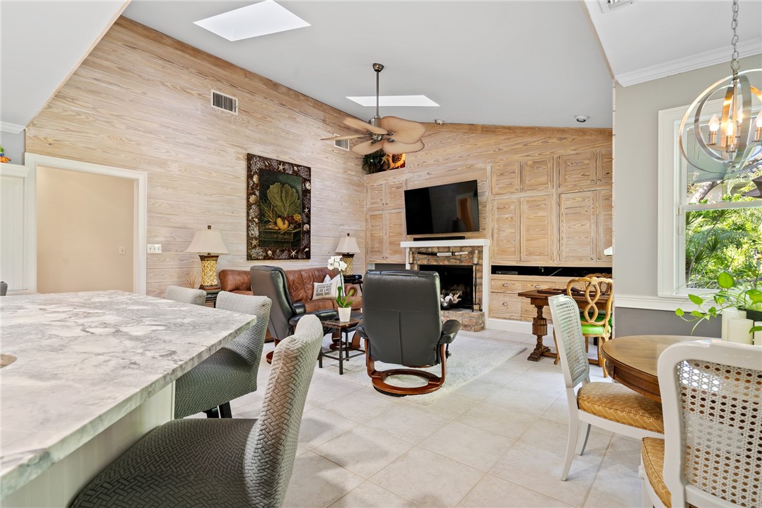 1361 Jonathans Trail