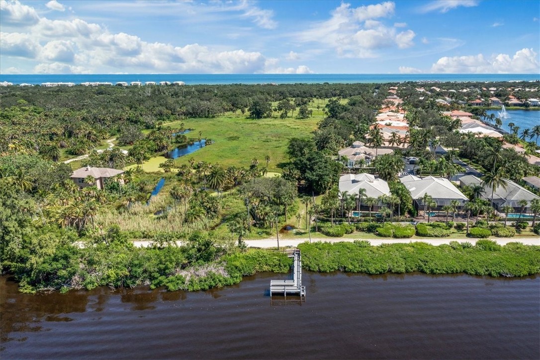 850 Island Club Square