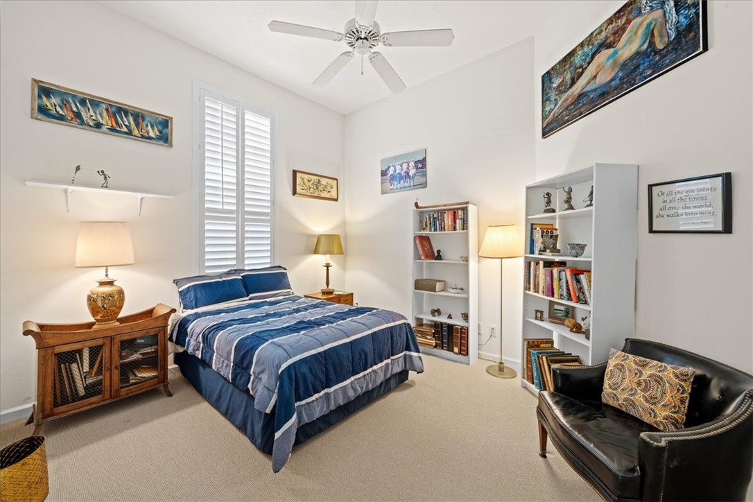 850 Island Club Square