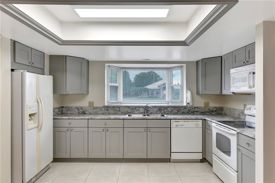 549 Dominican Terrace