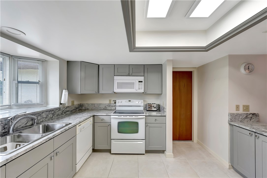 549 Dominican Terrace