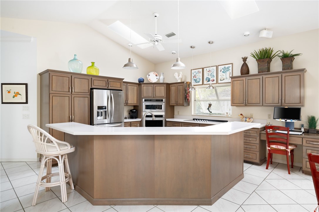 1280 Near Ocean Drive