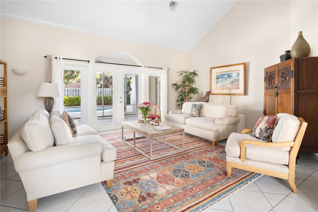 1280 Near Ocean Drive