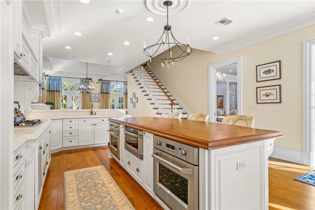 2241 W Ocean Oaks Circle