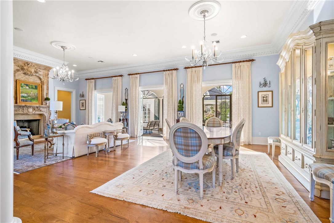 2241 W Ocean Oaks Circle